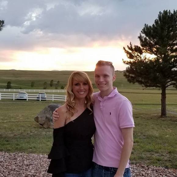 Meet your Posher, Tracy - Picture 1 of 1